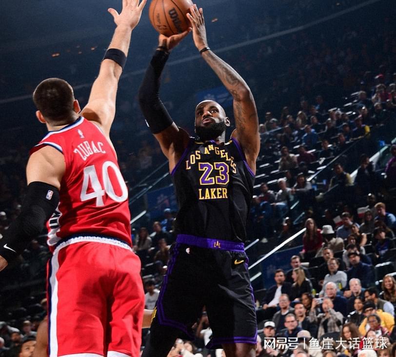 必一运动官网-拒逆转！东契奇32+8小卡24+5，哈登18+7完成救赎，老詹23+6创纪录