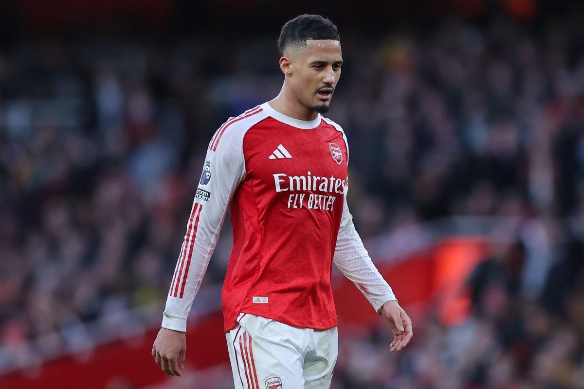 必一运动官方网站-记者：萨利巴因轻微脚踝扭伤缺阵，只是出于预防考虑