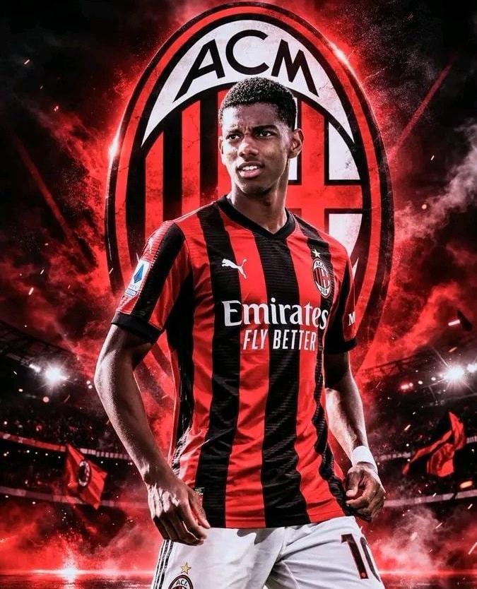 白纸黑字想抵赖?米兰追逐巴西B2B中场生变,若签下将威胁福法纳